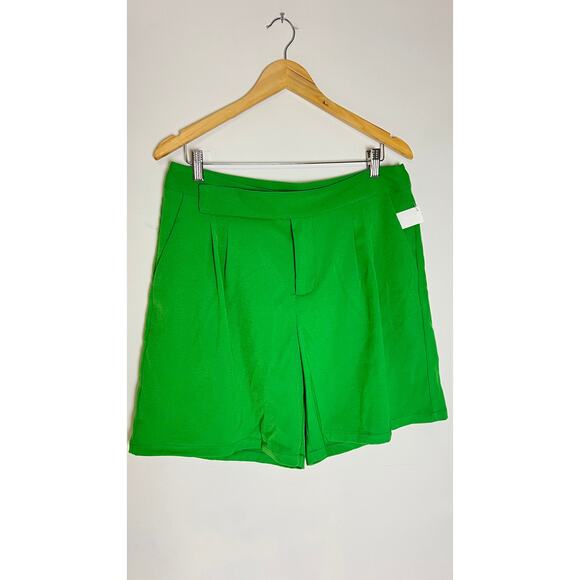 Future Collective Alani Noelle Green Relaxed Trouser Shorts Size 12 - Picture 1 of 5